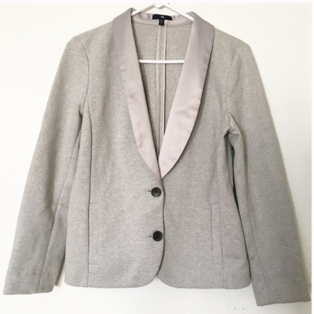 Medium Gray Gap Blazer